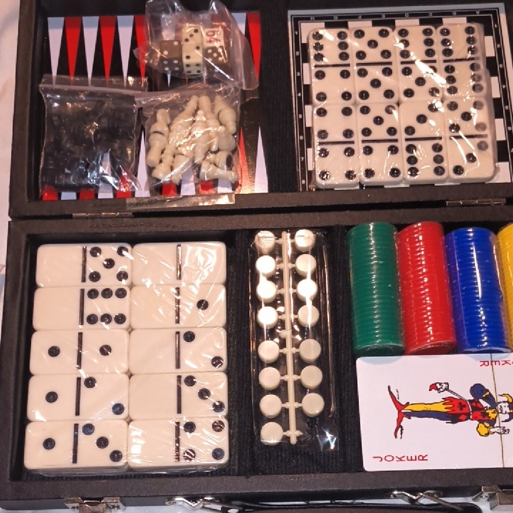 Classic Multi-Game Set with Dominoes and Poker Chips